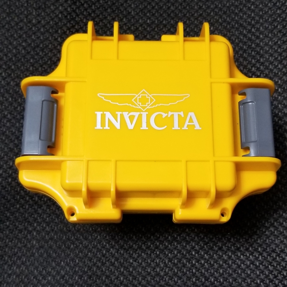 Invicta watch box